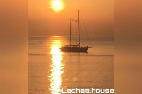 Lachea House appartamento sul mare dei Ciclopi, Aci Castello